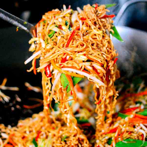 Pan Fried Vegetable Ramen 