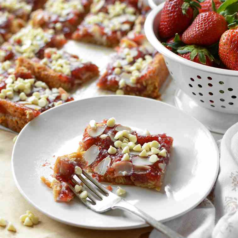 Strawberries 'n Cream Oatmeal Bars