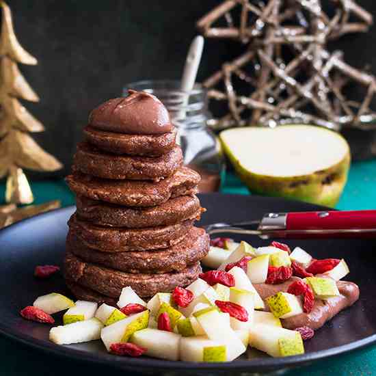 Gingerbread Pancakes with Chocolate Cream