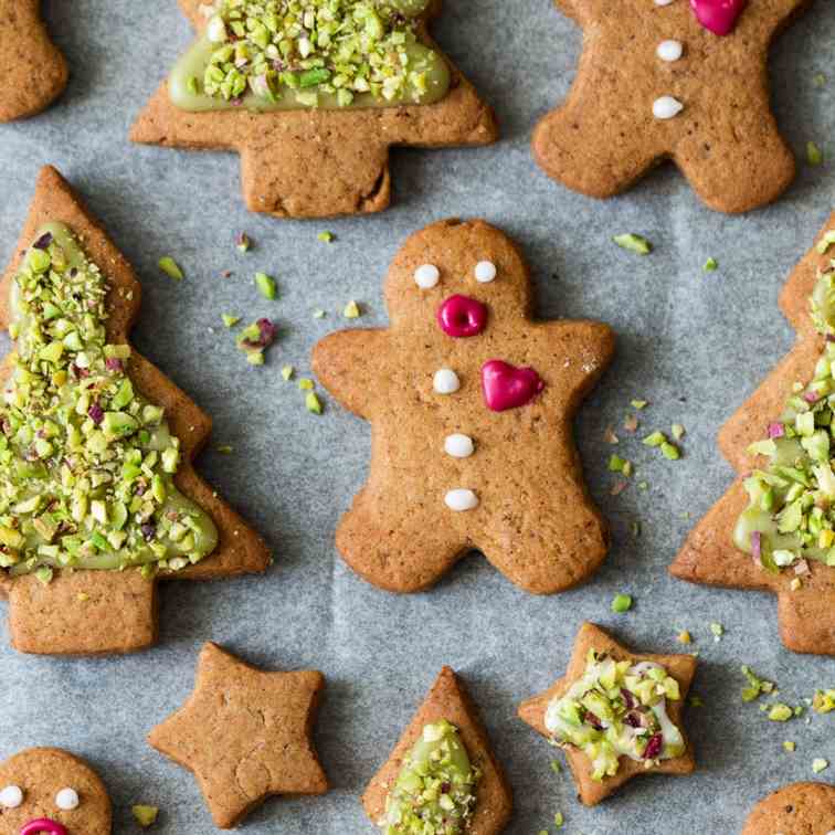 Vegan gingerbread cookies