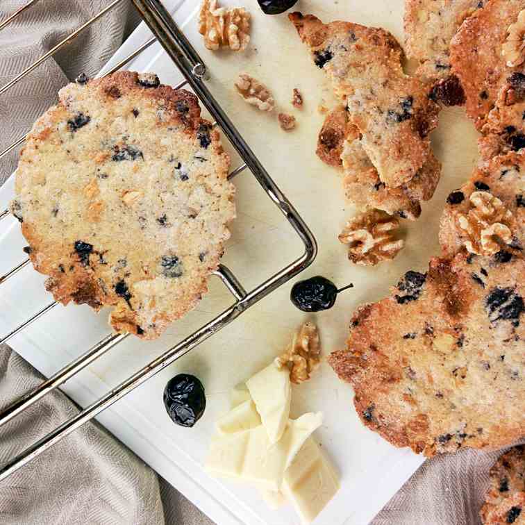 Black olives - white chocolate cookies