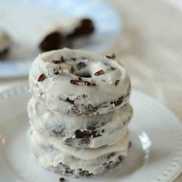 Low Carb Chocolate Doughnuts