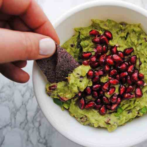 Spicy Pomegranate Guacamole