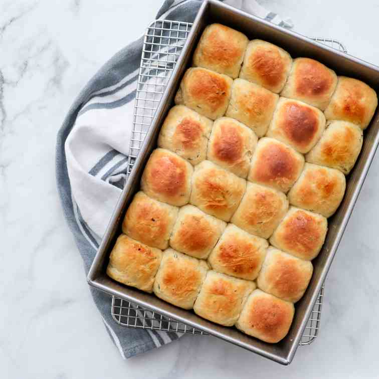 Rosemary Potato Rolls