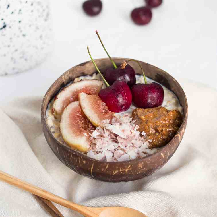 Overnight Oats with Almond Butter - Fig