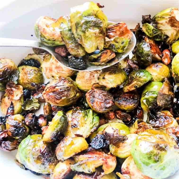 Balsamic Roasted Brussels Sprouts