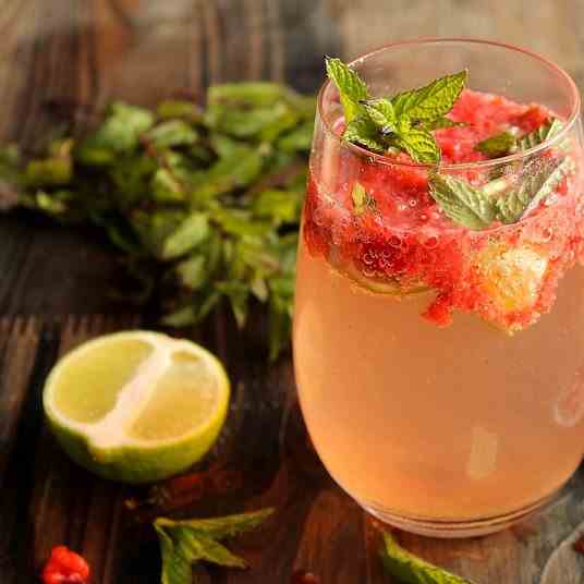 Virgin Strawberry Mojito