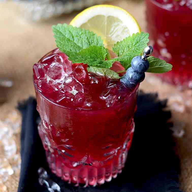 Blueberry Whiskey Buck