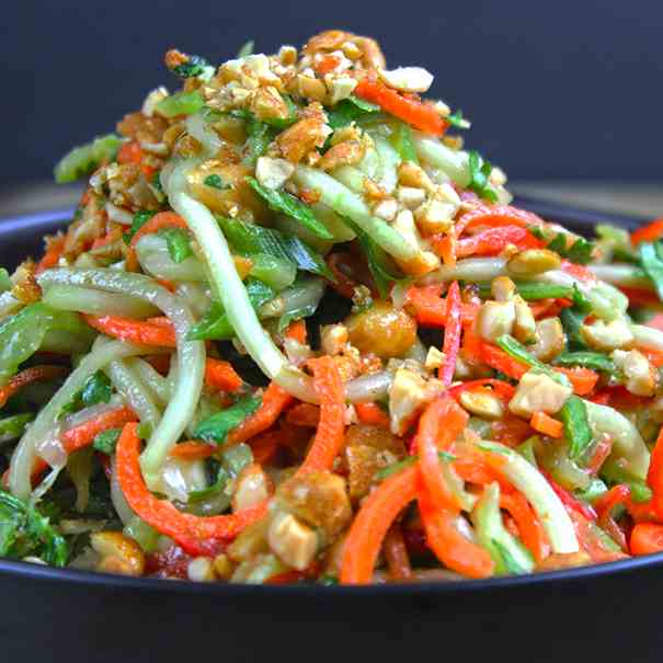 Easy Crunchy Asian Peanut Slaw