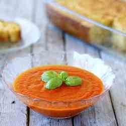 Roasted red pepper & tomato soup