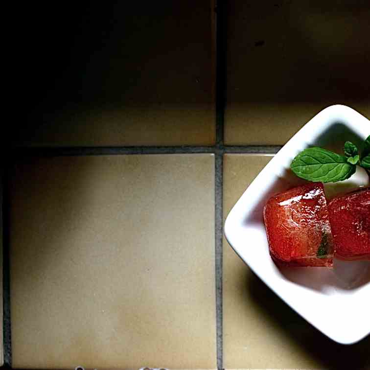 Strawberry and Mint Ice Cubes 