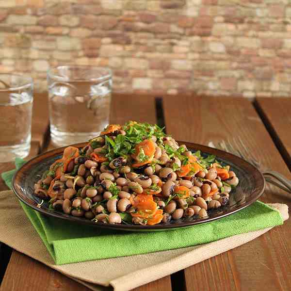 Black eyed peas salad