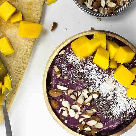 How to make an Acai Bowl - 8 Recipes!