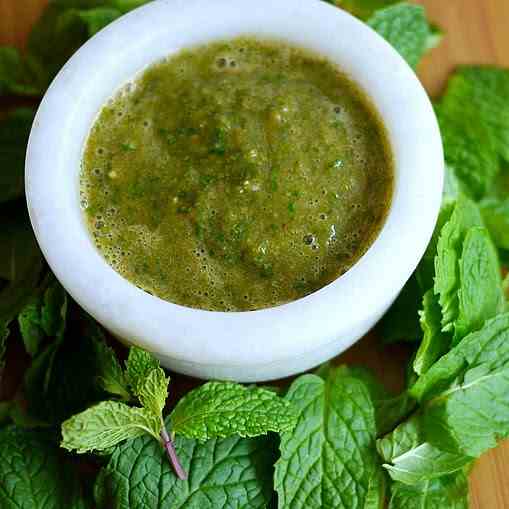 Cilantro-Mint Chutney