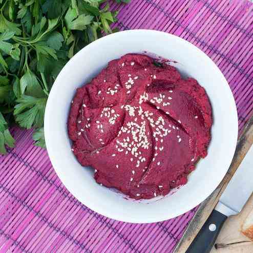 Roasted beetroot hummus