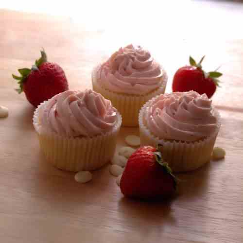 White Chocolate Cupcakes