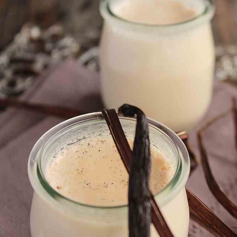 Vegan coconut blancmange