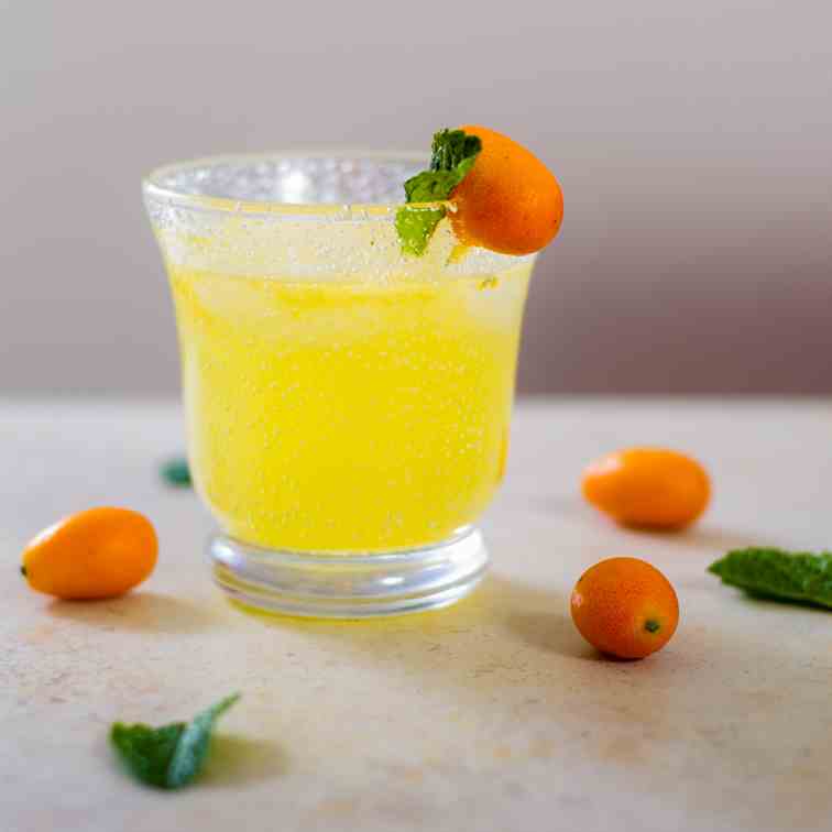 Kumquat Mojito