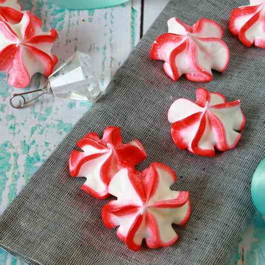 Peppermint Meringues