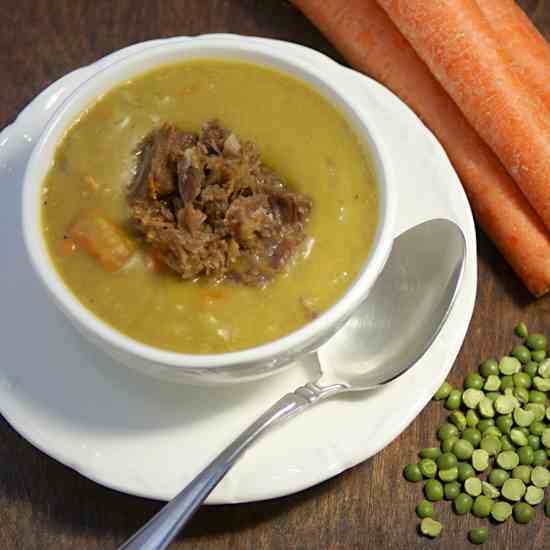 Slow Cooker Split Pea Soup