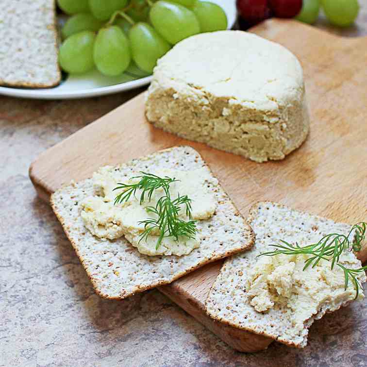 Vegan creamy tofu cheese