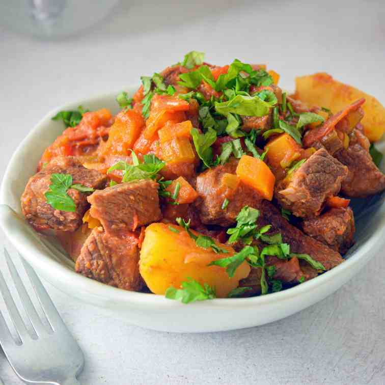 Electric Skillet Classic Beef Stew