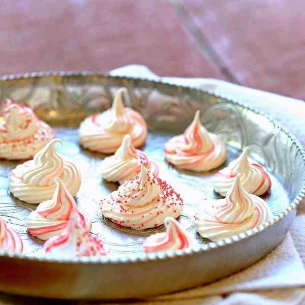 Easy Raspberry Meringues