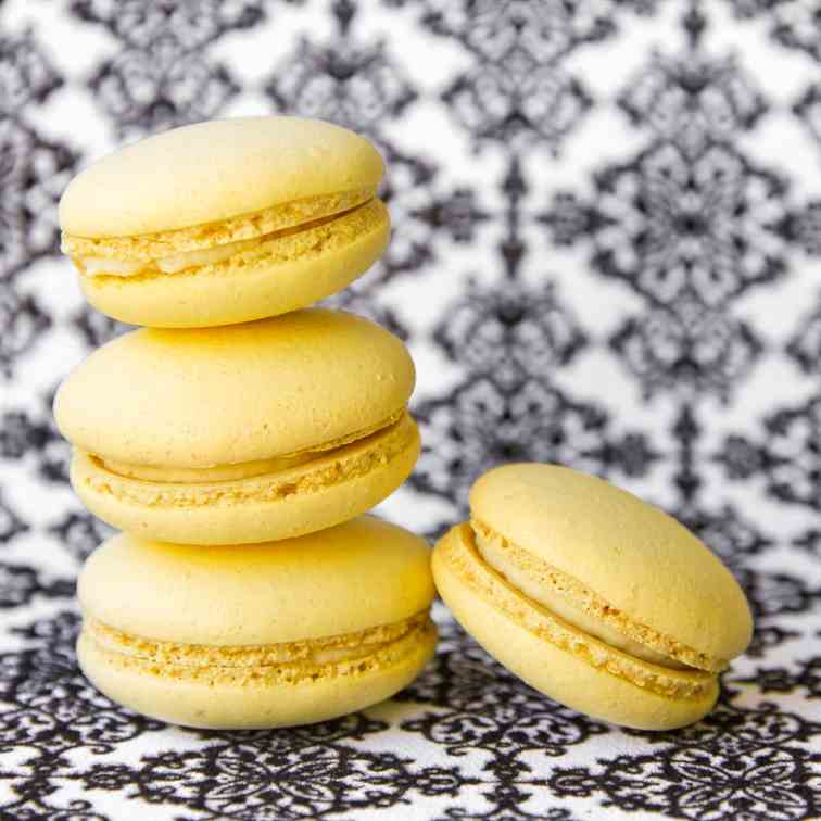 Limoncello Macarons