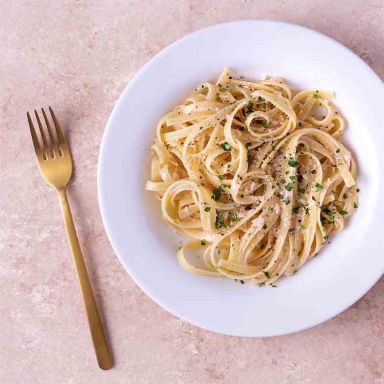 Fettuccine Alfredo