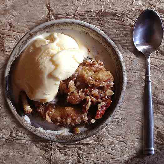 Banana-Pecan Crumble