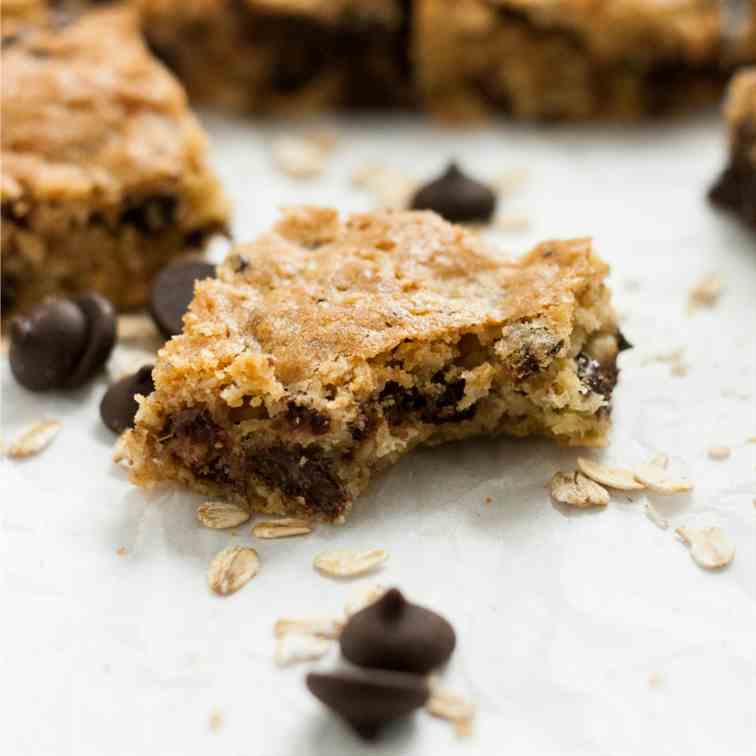 Cherry Chocolate Oatmeal Cookie Bars