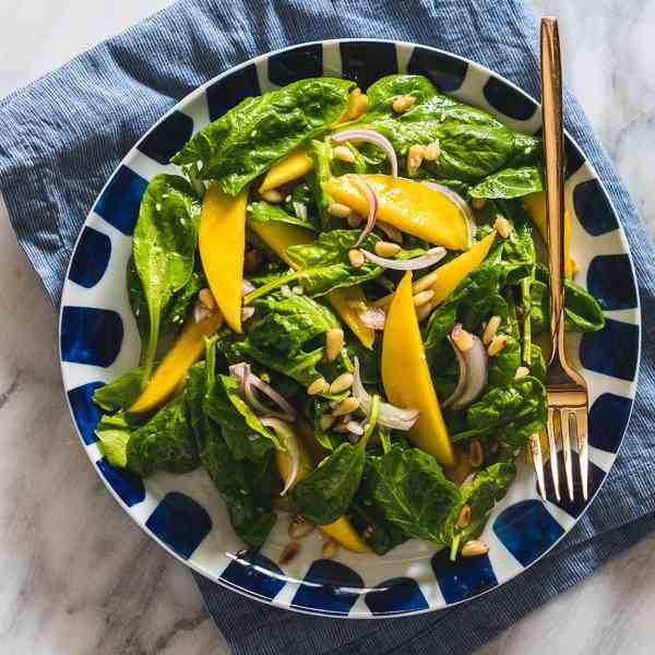 Spinach Salad with Mangoes