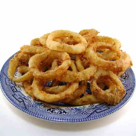 Steakhouse-Style Fried Onion Rings