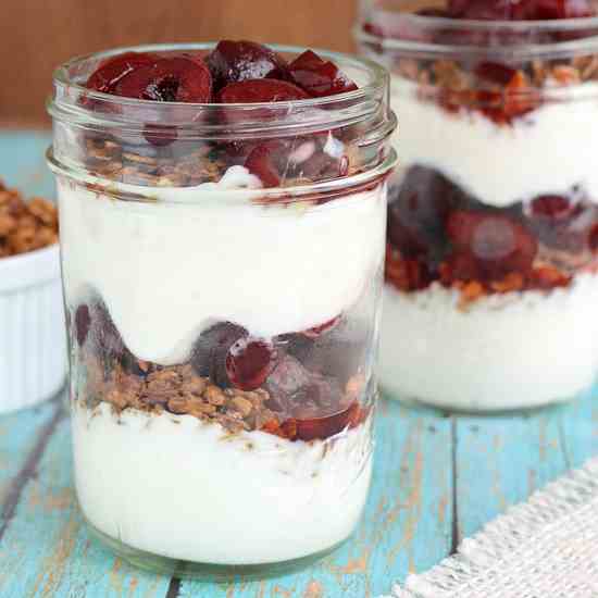 Cherry Yogurt Parfaits