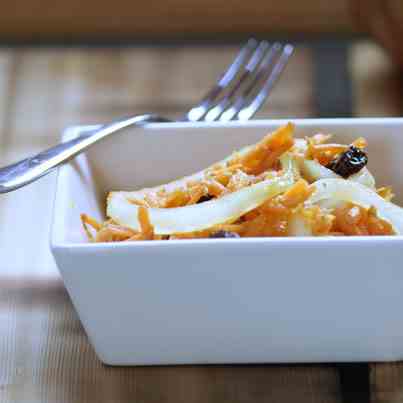 Carrot and onion salad