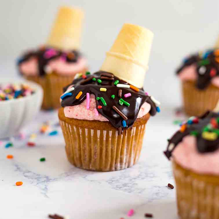 Melted Ice Cream Cone Cupcakes