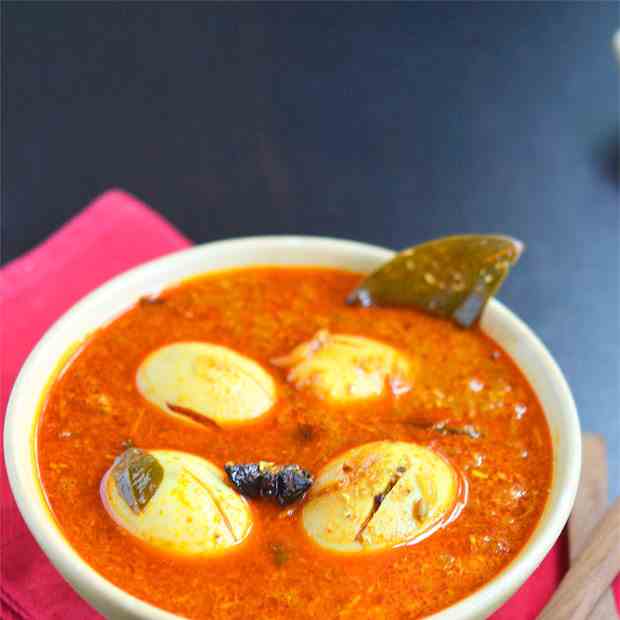 Motte Saaru | Egg Curry