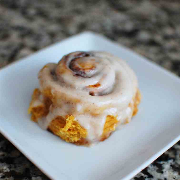 Pumpkin Cinnamon Rolls