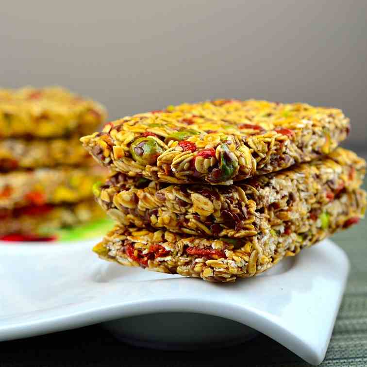 Goji Berries and Pistachio granola bars