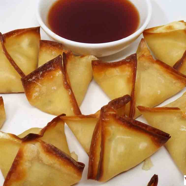 Baked Cheese Rangoons with Honey Sriracha