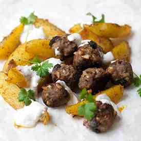 Meatballs with Raisins and Cashew Nuts