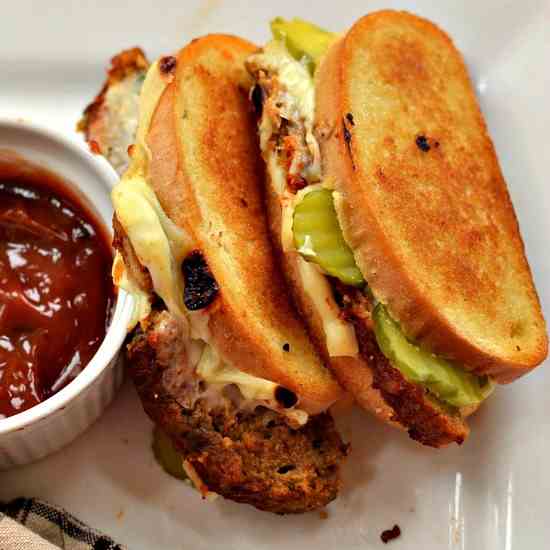 Grilled Meatloaf Sandwich