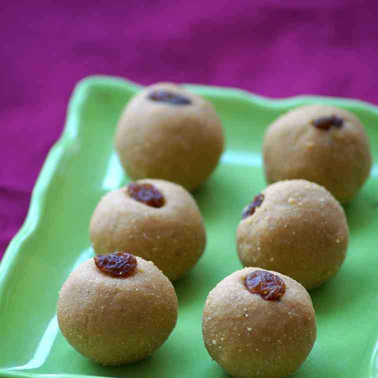 Khoya Besan Laddu