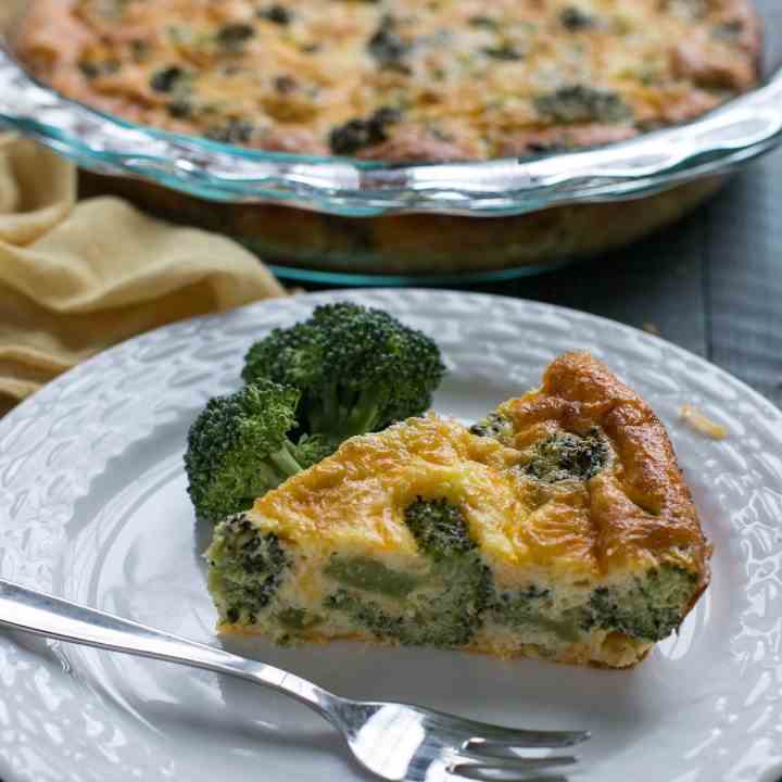 Crustless Broccoli Cheddar Quiche