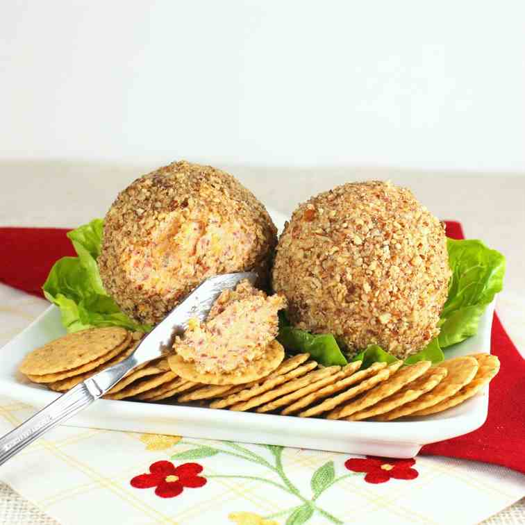 Beefy Cheddar Cheese Ball