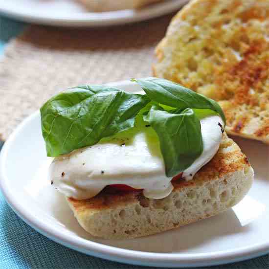 Caprese Sandwich