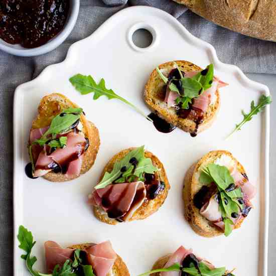 Crostini with Fig - Prosciutto