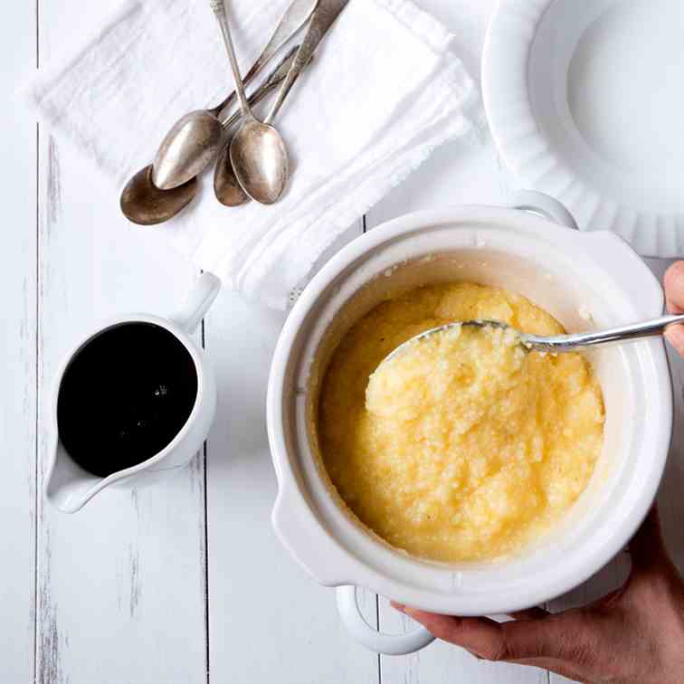 Easy, No-Stir, Crock Pot Polenta 