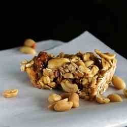 Homemade Nutty Oatmeal Bars