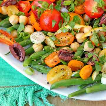 Green Bean, Tomato, and Chickpea Salad